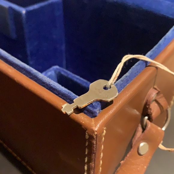 Filmo - Picture 8 of 8